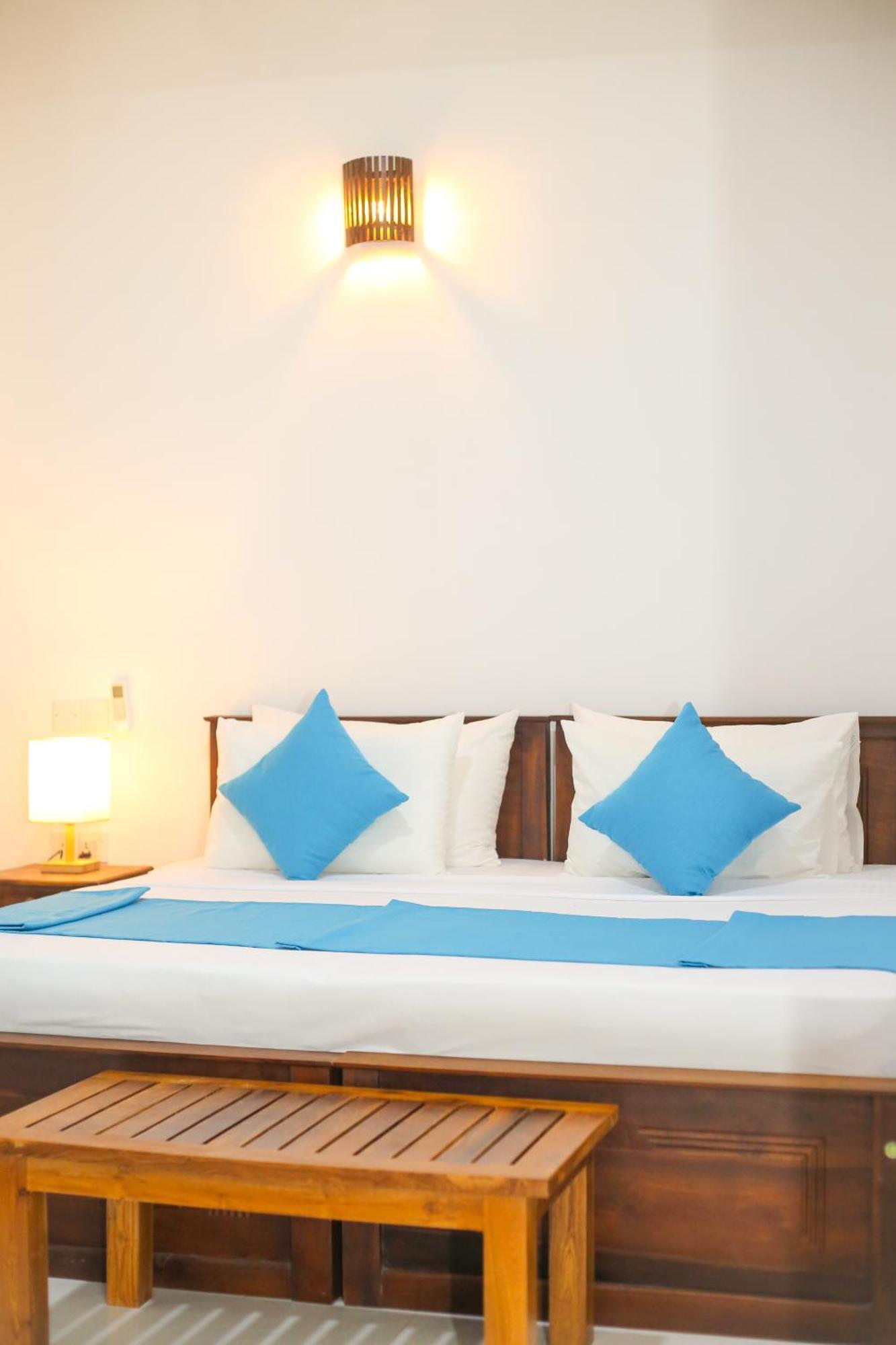 The Blue Haze Weligama Hotel Exterior photo